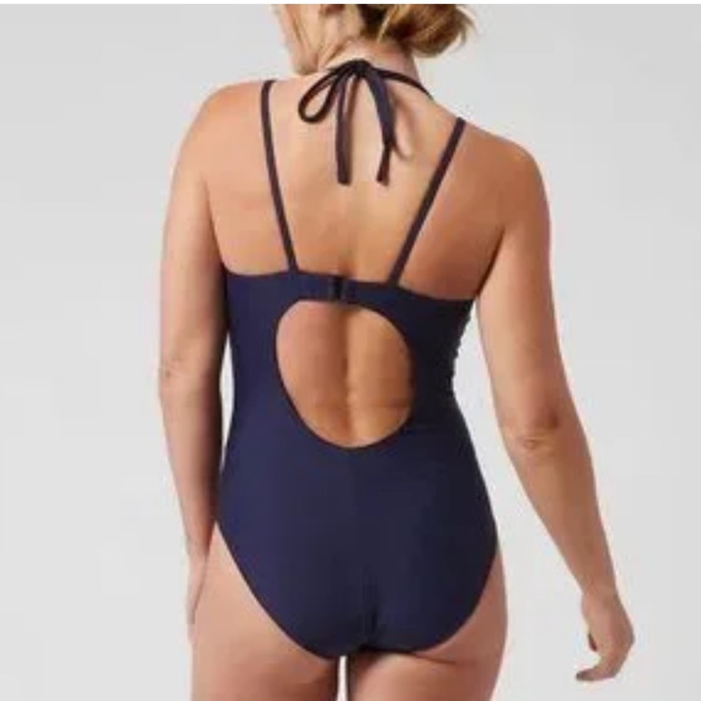 Athleta Keyhole One Piece Swimsuit size large Blue